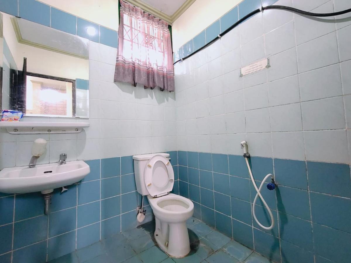 Villa Semesta Cikundul Экстерьер фото